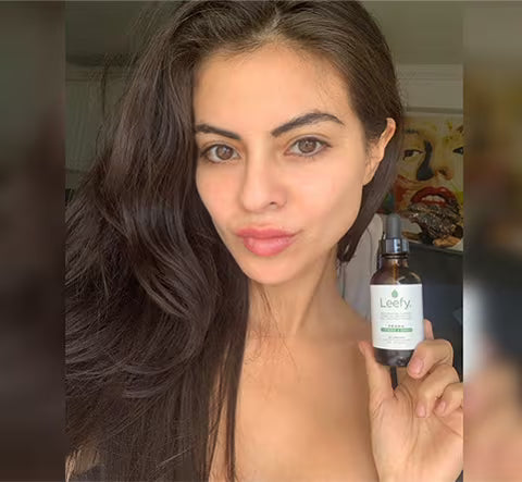 Review by — Laura Arianna